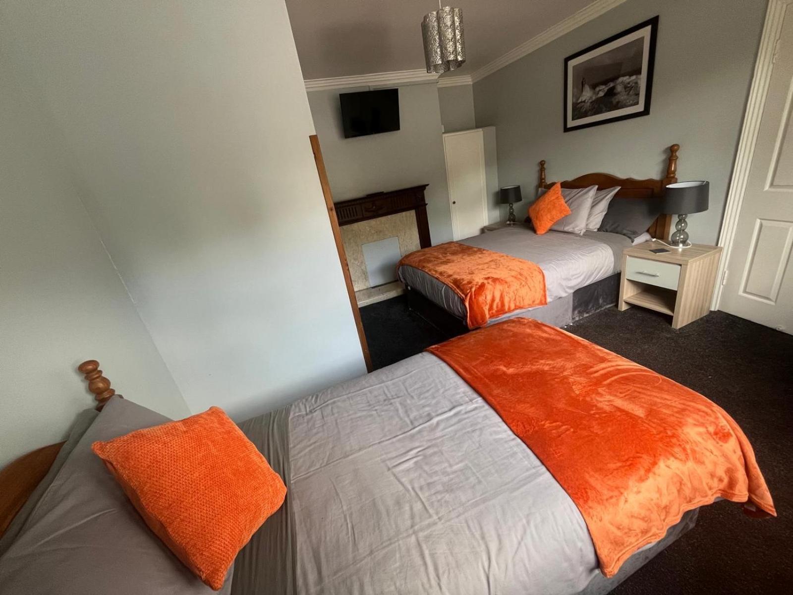 Manorlodge Τράλι Εξωτερικό φωτογραφία